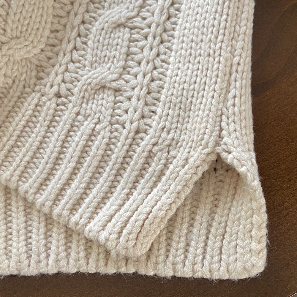 Cream Cable Knit Sweater, size S. Alya/Francesca's brand, - Picture 9 of 12